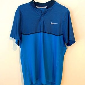 💥 Nike Golf Henley Modern Fit - Size Large 💥